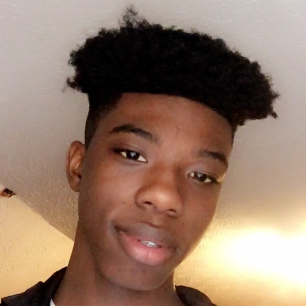 Meet your Posher, Jamari